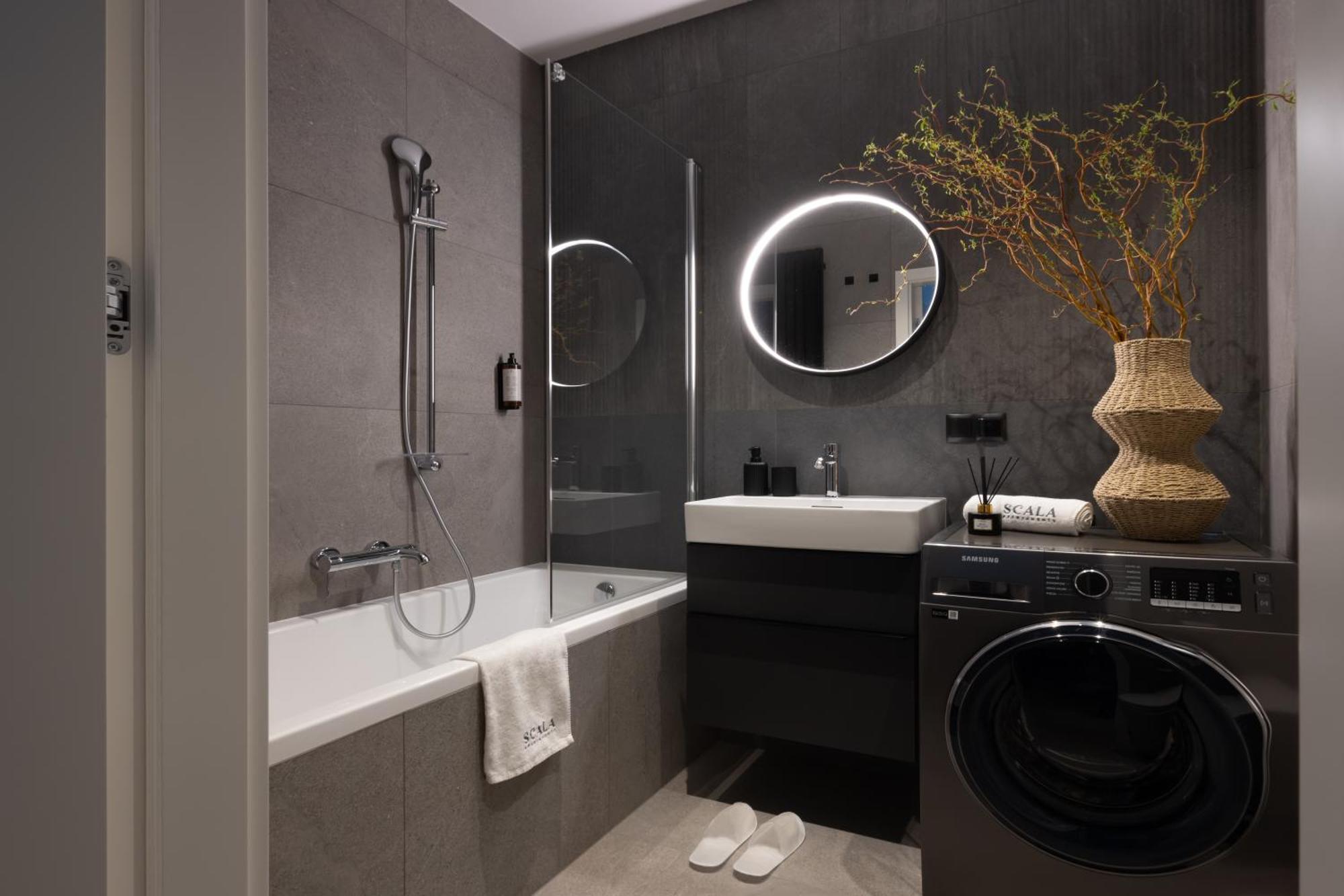 Scala Apartamenty By Moderna Profit กดัญสก์ ภายนอก รูปภาพ
